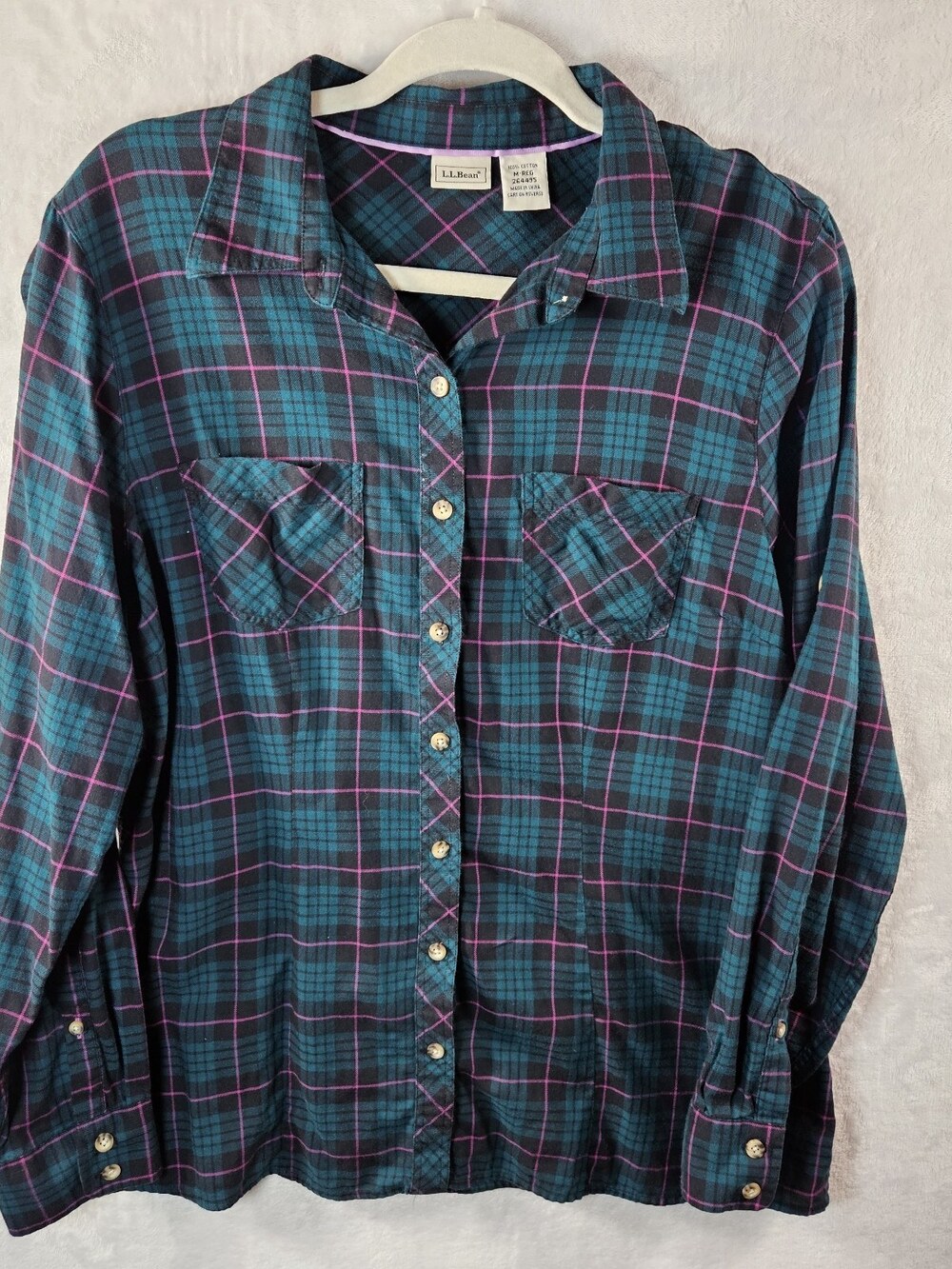 LL Bean Womens Flannel Shirt Med Green Plaid Long Sleeve Cotton Hiking Granola